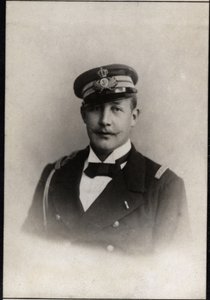 Ritratto del Principe Giorgio di Grecia e Danimarca (1869-1957) da French Photographer
